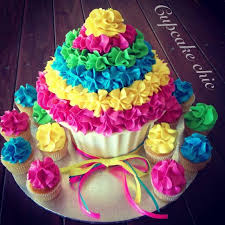 Giant Cupcake And Mini Cupcakes By Cupcake Chic Perth Western Australia You Ll Find This Cake Appreciation S Giant Cupcake Cakes Giant Cupcakes Big Cupcake