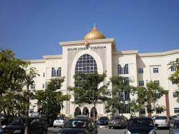 باليڠ) ialah sebuah daerah yang terletak dalam negeri kedah, malaysia.ia bersempadan dengan daerah kulim di sebelah selatan, daerah kuala muda di sebelah barat, daerah sik di utara, negeri perak di sebelah tenggara dan negara thailand di sebelah timur laut. 446 Penubuhan Mahkamah Negeri Kedah Sebelum Pembentukan Facebook