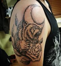 115 Einzigartige Mond Tattoo Designs Mit Bedeutung 2018 Top Tattoos Wings Tattoo Tattoos