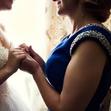 Accessories can be placed in the same category as dresses and the rest of the mother of the groom ensemble. Difference Between Mother Of The Bride And Mother Of The Groom Dresses