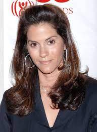 I Want To French This Hottie 80s Celebrities Girl Crushes Celebrity Pictures
