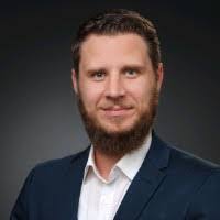 Ron Langer's Instagram, Twitter & Facebook