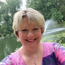 Beulah Gentry's Instagram, Twitter & Facebook