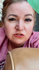 Eating my seed crackers with avicado amd mustard. YUM 💜 Tell me your  toiletcleaning secrets! #eatwithme #snacktime #ketosnack