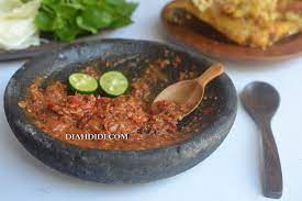 Pecel Ayam Lamongan Dengan Dua Macam Sambal Resep Ayam Resep Masakan Indonesia Resep Masakan