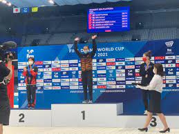 Since she started her career as an athlete, she has won 11 gold medals, 9 silvers, and 9 bronzes internationally. Dr Wee Congratulates Pandelela For Malaysia S First Gold At Diving World Cup The Star