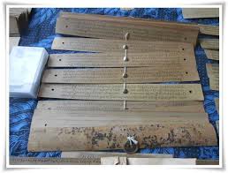 Jika diterjemahkan per patah kata, kata bhinneka berarti beraneka. Semboyan Bhinneka Tunggal Ika Diambil Dari Kitab Kuno Sutasoma Halaman All Kompasiana Com