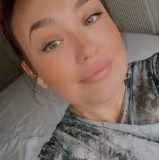 She weaved in and out of traffic before smashing into her partner's  Mercedes after spotting him with another woman More here:  https://shorturl.at/3qBCy