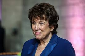 Roselyne bachelot était l'invitée d'europe 1, samedi. Vaucluse Venue De La Ministre De La Culture Avignon Roselyne Bachelot Visite La Collection Lambert