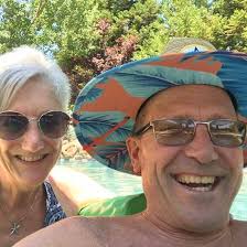 Jeff Beck.A man who touched six strings and a hunk of wood like no other  man. “ Over the rainbow”. Thanks for the music, Jeff. RIP LC