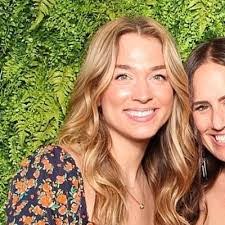 Mary Tweedie's Instagram, Twitter & Facebook