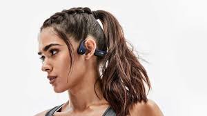 These headphones feature active noise canceling, so you can listen to your beats without being disturbed by external sound sources like barking dogs or heavy traffic. Best Bone Conduction Headphones Trugear Guide