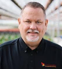 Michael Vari's Instagram, Twitter & Facebook