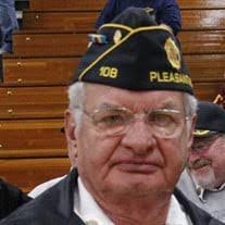 Phillip Proffitt's Instagram, Twitter & Facebook