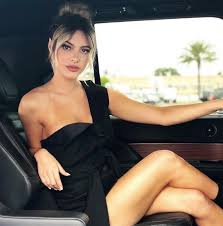 As her popularity is rising every day, time magazine listed lele on 30 most influential teens list in 2015, and on 30 most influential people on. Lele Pons Bio Wiki Net Worth Dating Boyfriend Husband Age Height