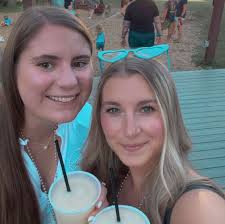 Brianna Redding and Brandon Miller's Wedding Website