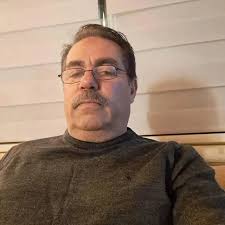 Tôn trọng nhận xét cho bạn "Bạn thực sự là một không hai! Em tiếp tục thả  lời khen, nhưng dường như em vô hình với anh. 🥺✨ Chỉ cần một chút '