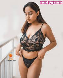 Stella Who  https:  shinjini  shinjini chakraborty  sprin_kledpepper  Гола изтичане OnlyFans снимка 62 - Nudogram v2.1