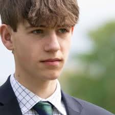 Tímido e misterioso: neto de Elizabeth II é conde, mas talvez não será  príncipe