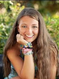 Emily Lencioni's Instagram, Twitter & Facebook