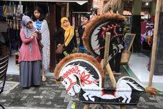 Buat logo unik anda sendiri dengan generator logo logaster dalam hitungan detik! 23 Kuda Lumping Ideas Traditional Dance East Indies Cultural Dance