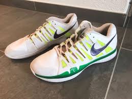 Da uniqlo jedoch keine tennisschuhe herstellt, ist federer diesbezüglich bei nike geblieben. Tennisschuhe Nike Roger Federer Gr 45 Kaufen Auf Ricardo