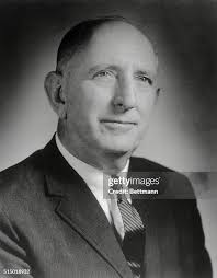 101,026 Johnson Poses Photos & High Res Pictures