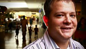 Wright making his mark at The Oaks Mall