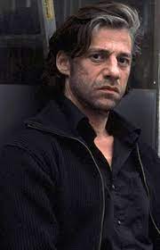 Ünlü oyuncu birol ünel hayatını kaybetti. Birol Unel