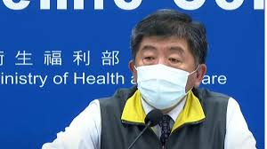 網路傳出高雄小港區出現確診個案，包括某大學校方證實確實有2位學生居家 隔離 中，為了配合防疫，2班停課採遠距教學 ▲ 高雄健身房會員疑似接觸確診者，紛紛接到隔離通知。 （圖／翻攝畫面）. Qi6c0dkisddusm
