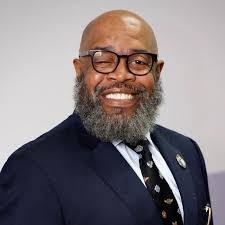 Todd Hall's Instagram, Twitter & Facebook