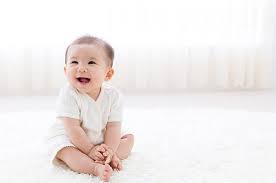 Imunisasi wajib untuk bayi mendapatkan subsidi dari pemerintah dan merupakan program pemerintah atau departemen kesehatan ri. Begini Tips Atasi Bayi Rewel Pasca Imunisasi Bcg