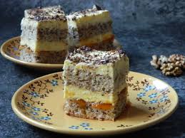 Nu stiu ce fac cu 25 de borcane de gem de capsuni, 30 de borcane de dulceata de visine si altele ce vor mai sunt bune pentru clatite, pentru paine cu unt si gem sau pentru o prajitura. Weekend Passion Prajitura Din Albusuri Cu Gem De Caise Si Crema De Vanilie