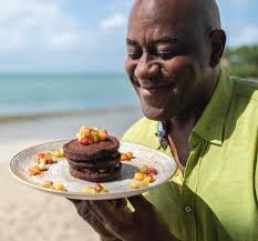 Find someone who looks at you the way Ainsley looks at his Chocolate Drop  Scones with Chocolate Banana Mash-Up 👍😊 There's some delicious food  coming up