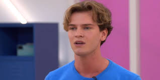 Anisha répond aux rumeurs selon lesquelles elle serait tombée amoureuse  durant la Star Academy