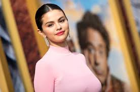 Photogallery of selena gomez updates weekly. Why Selena Gomez Skipped The 2020 Academy Awards