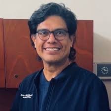 Moises Salgado's Instagram, Twitter & Facebook