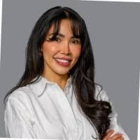 Lucia Moon's Instagram, Twitter & Facebook