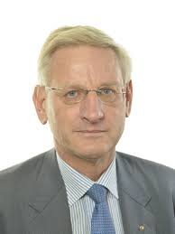Lord nils daniel carl tweety bird von bildt (pronounced built, as in built an arms factory in the middle east) is the current minister of foreign affairs and former prime minister in sweden. Carl Bildt M Riksdagen