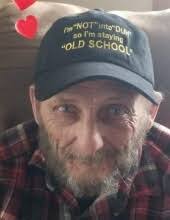 Laurie Hurst's Instagram, Twitter & Facebook