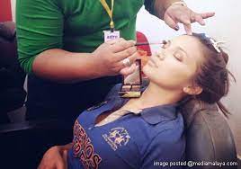 Versatile sungguh artis merangkap pengecara kita sorang ni ye. Apabila Neelofa Upload Gambar Lupa Butang Baju 1 Gambar
