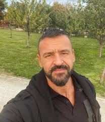 Dean Gonyea's Instagram, Twitter & Facebook