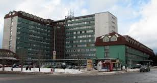 Železničná nemocnica košice disponuje širokým rozsahom lekárskych odborností, moderným, v niektorých prípadoch, v rámci mesta alebo regiónu železničná nemocnica košice poskytuje zdravotnú starostlivosť v širokom spektre lekárskych odborností na 7 oddeleniach a v takmer 40. Nemocnica V Poprade Zavrela Ocne Kozne A Infekcne Oddelenie Korzar Sme