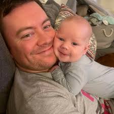 Are these honey bees and who can remove them from a tree in Springfield?