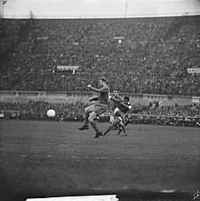 The reds then went on to retain the trophy the following season beating. Eusebio Wikipedia