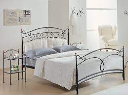 La scelta del letto è fondamentale nella costruzione della camera dei propri sogni! Cuscini Testata Letto Ferro Battuto