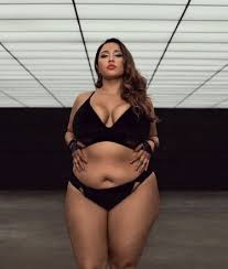 Gabi model pus size and fashion blogger from detroit. Gabi Gregg Gabi Gregg For Swimsuit For All Restauran India Terfavorite Di Bandung