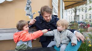 Der Berufstatige Vater Familienplanung De