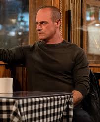 22 seasons available (489 episodes). Law Order Svu Season 22 Episode 13 Review Trick Rolled At The Moulin Tv Fanatic