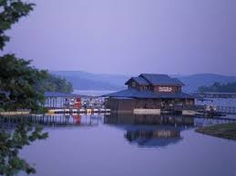 Table Rock Lake A Complete Guide Table Rock Lake Table Rock Table Rock Lake Vacation